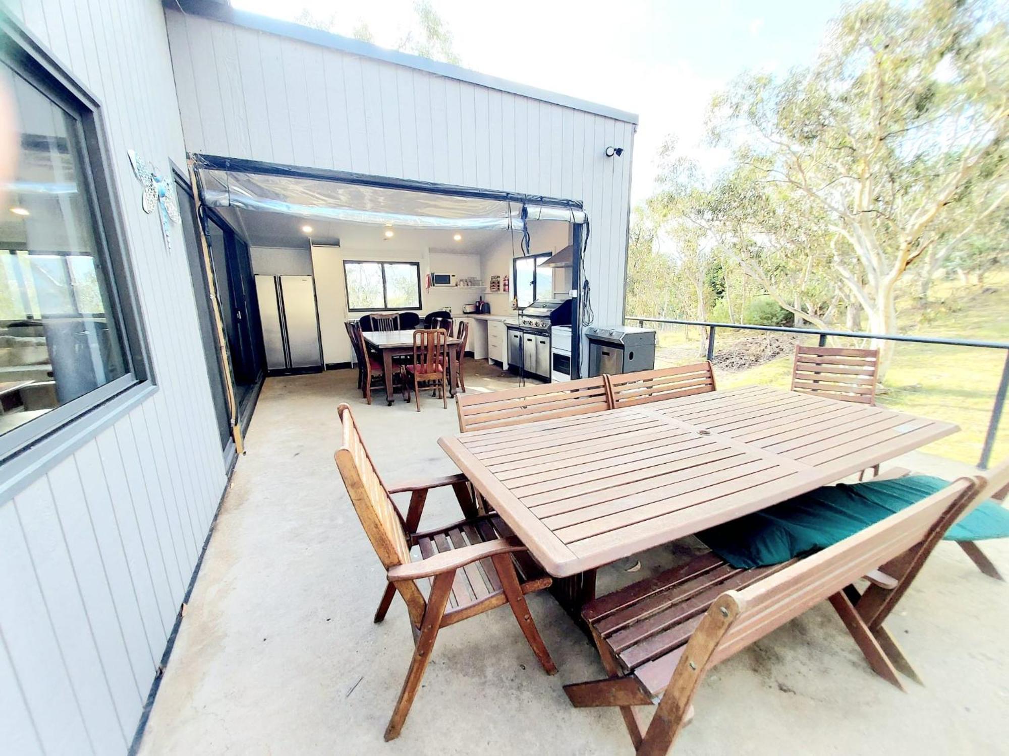 Huge Home, 9 Bed, 6 Bath, Sleeps 22, Central Location, Walk To Shops Jindabyne Luaran gambar