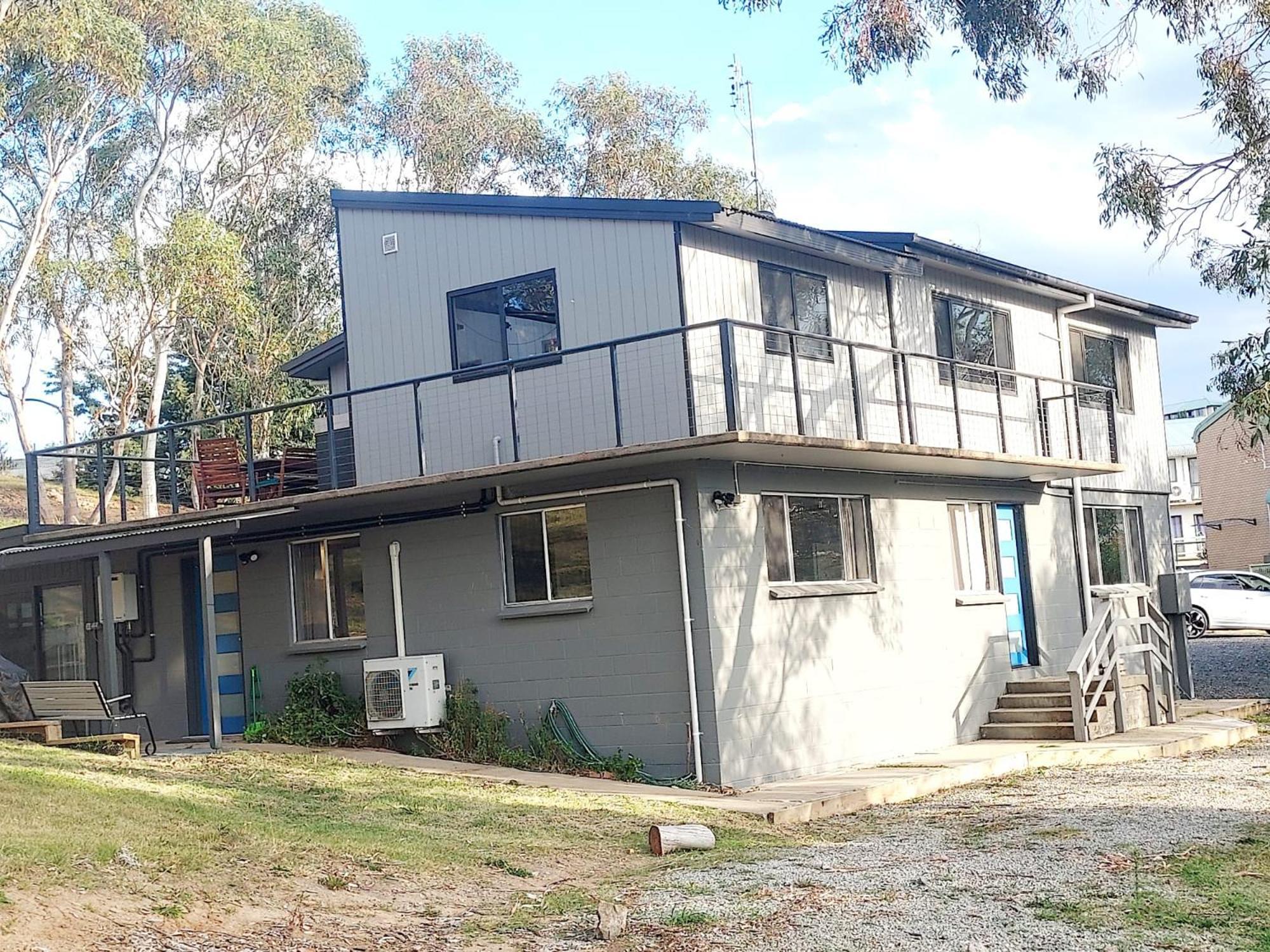 Huge Home, 9 Bed, 6 Bath, Sleeps 22, Central Location, Walk To Shops Jindabyne Luaran gambar